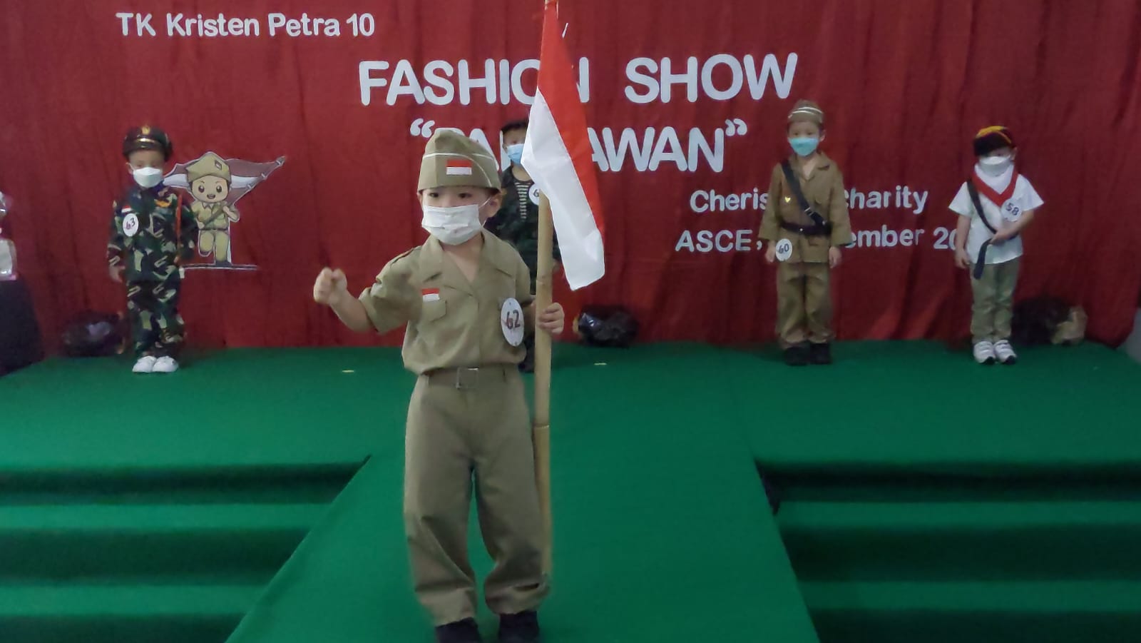 Foto 2 – Pahlawan Kecil